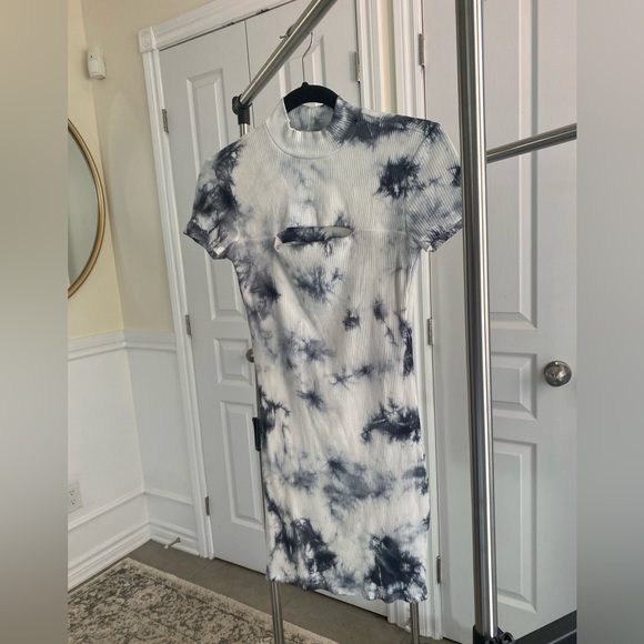 Mini Ribbed Dress - Picture 2 of 7